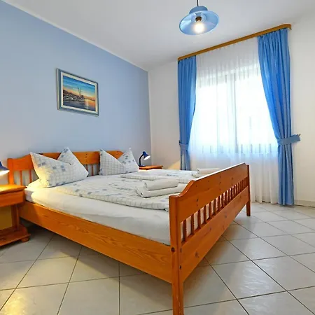 Apartments Jasmina Porec Esterno foto