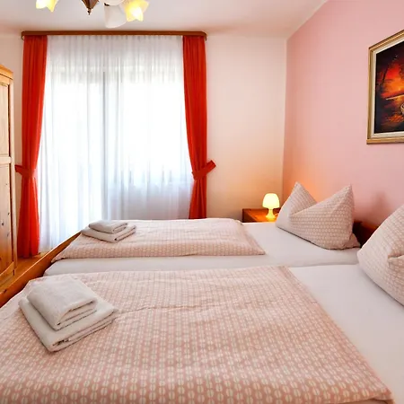 Apartments Jasmina Porec Esterno foto