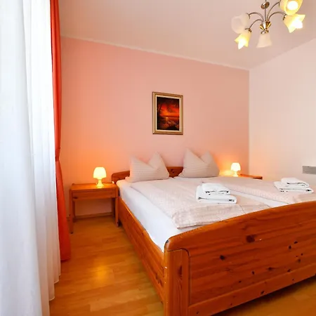 Apartments Jasmina Porec Esterno foto